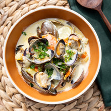 Load image into Gallery viewer, Hog Island Clam Chowder Kit